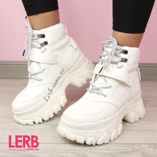 TENI BOTA PRAGA WHITE