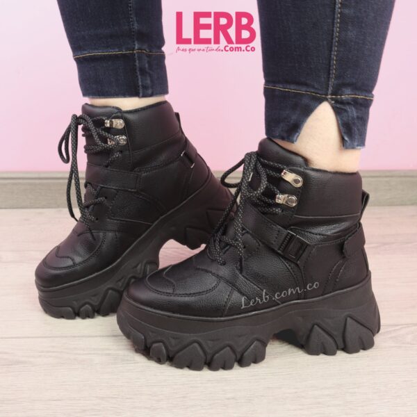 TENI BOTA PRAGA BLACK