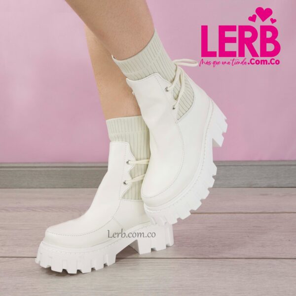 BOTINES ASTRID CREAM FAST - Imagen 2