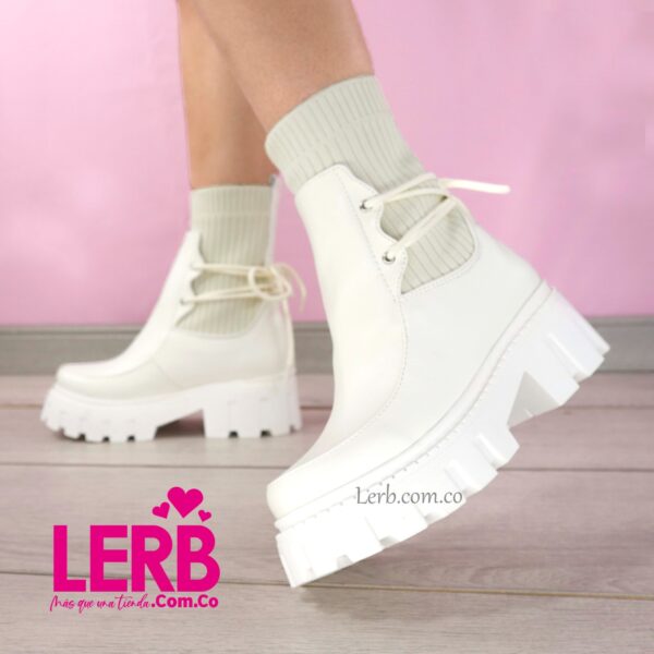 BOTINES ASTRID CREAM FAST