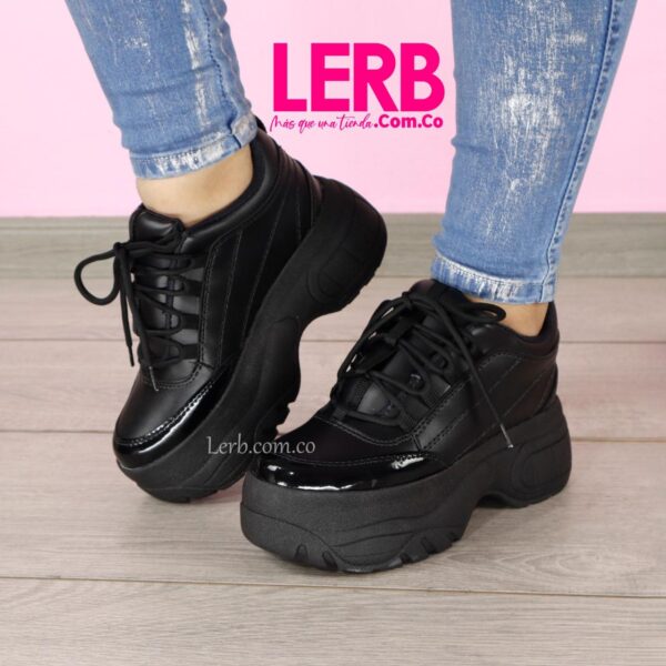 TENIS MONSTER NEGRO CHAROL