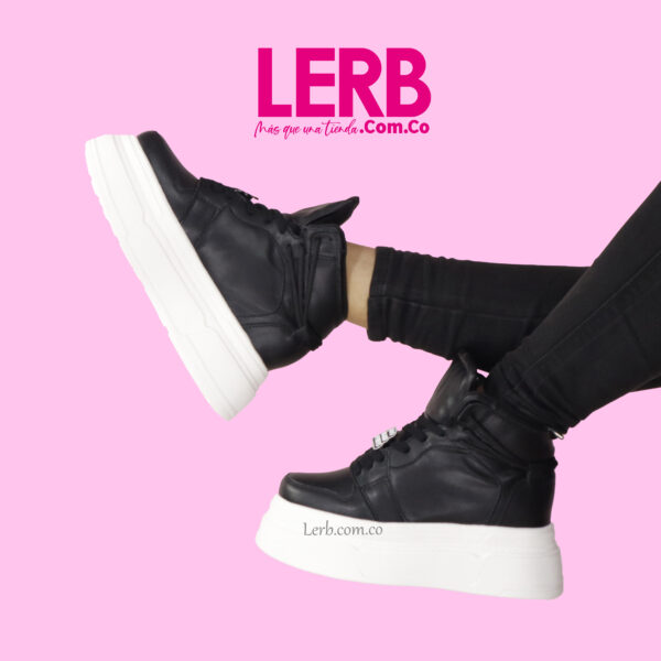 TENI BOTA VIVI NEGRO - Imagen 3