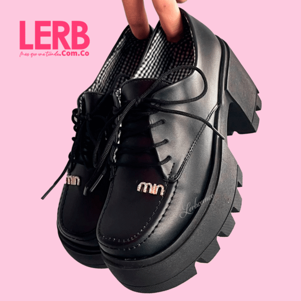 MOCASINES MIU NEGRO