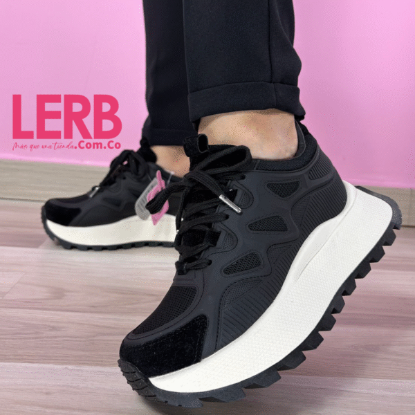 TENIS CONDOR NEGRO