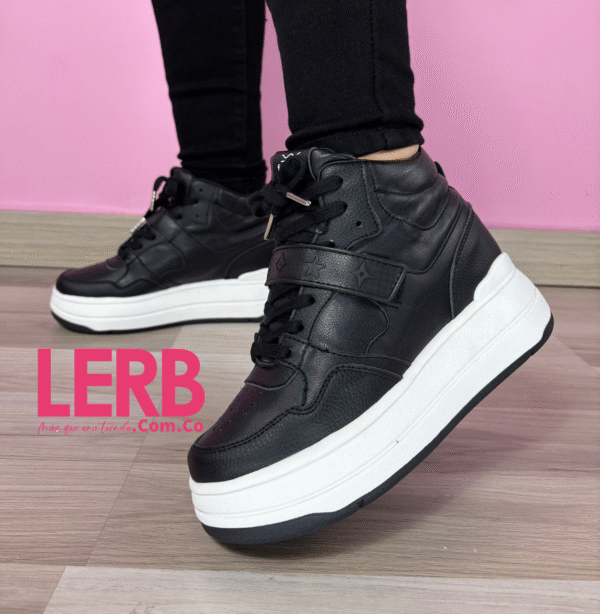 TENI BOTA BERRY NEGRO